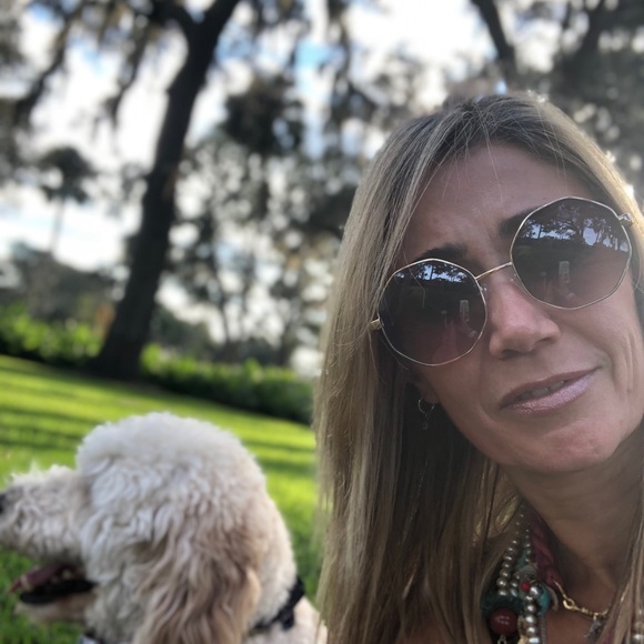 Meet your Posher, Marcia - Picture 1 of 1